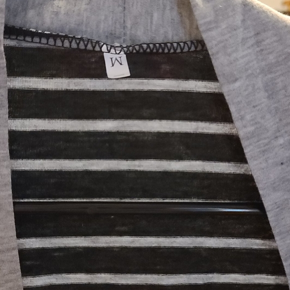 NWOT BLK/ GREY LIGHTWEIGHT OPEN COVEF - Picture 6 of 8